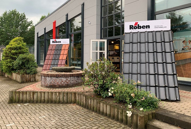 Gibt es bei Holz Junge: Tondachziegel von Roeben